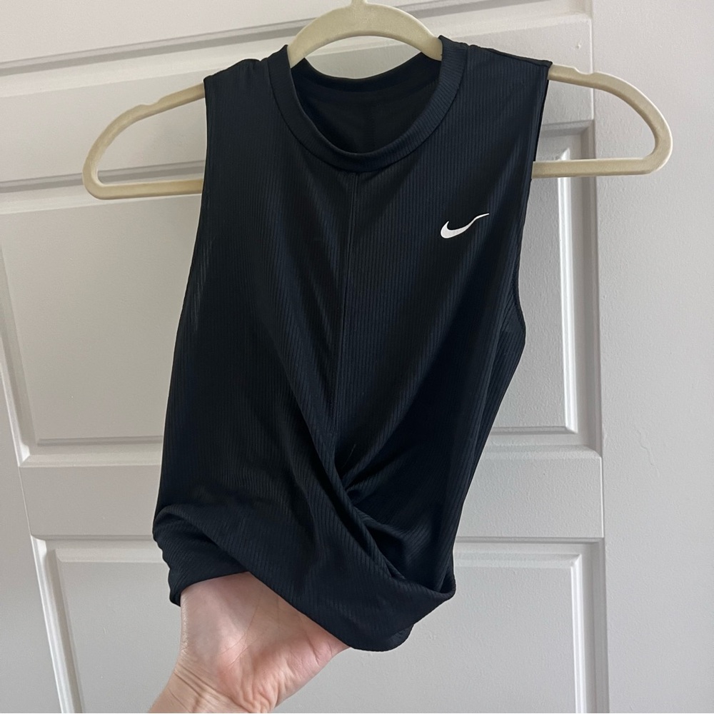 Nike Women's Black Muscle Tee